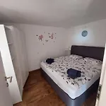Apartma Ursa *