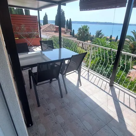 Apartma Ursa